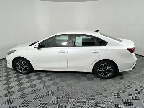 Certified 2024 Kia Forte LXS w/ LXS Technology Package FWD image 6