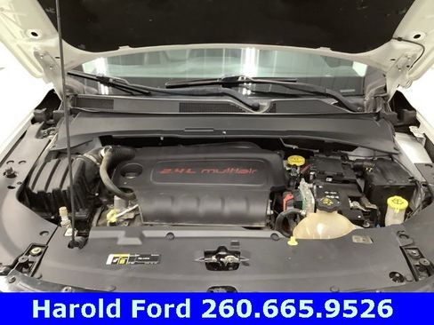 Used 2018 Jeep Compass Limited w/ Navigation Group image 18