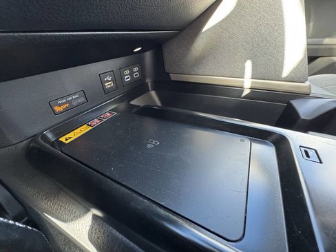 Used 2025 Toyota Camry LE image 26