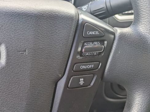 Used 2022 Nissan Frontier SV w/ Technology Package AWD/4WD image 25