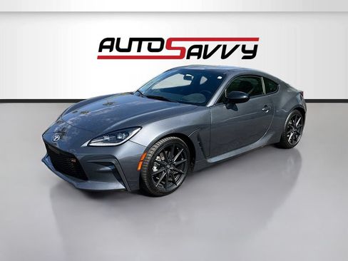 Used 2023 Toyota GR86 Premium w/ ALL Weather Mat Package (TMS) RWD image 3