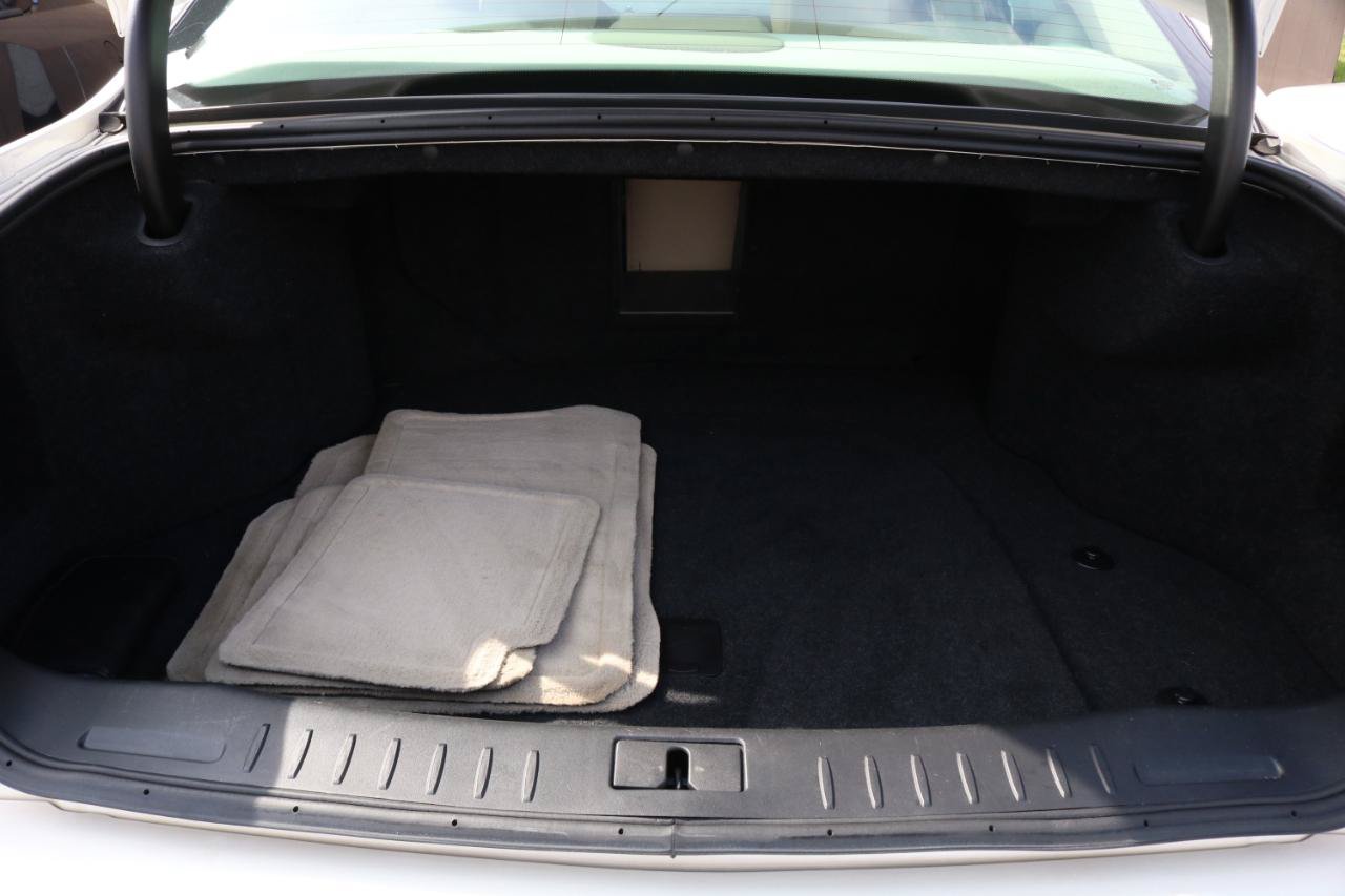 Used 2009 Cadillac DTS w/ Sun And Sound Package FWD image 40