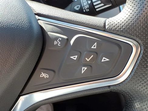 Used 2024 Chevrolet Equinox LS w/ LS Convenience Package FWD image 25