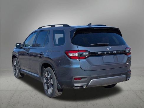 New 2026 Honda Pilot Elite image 3