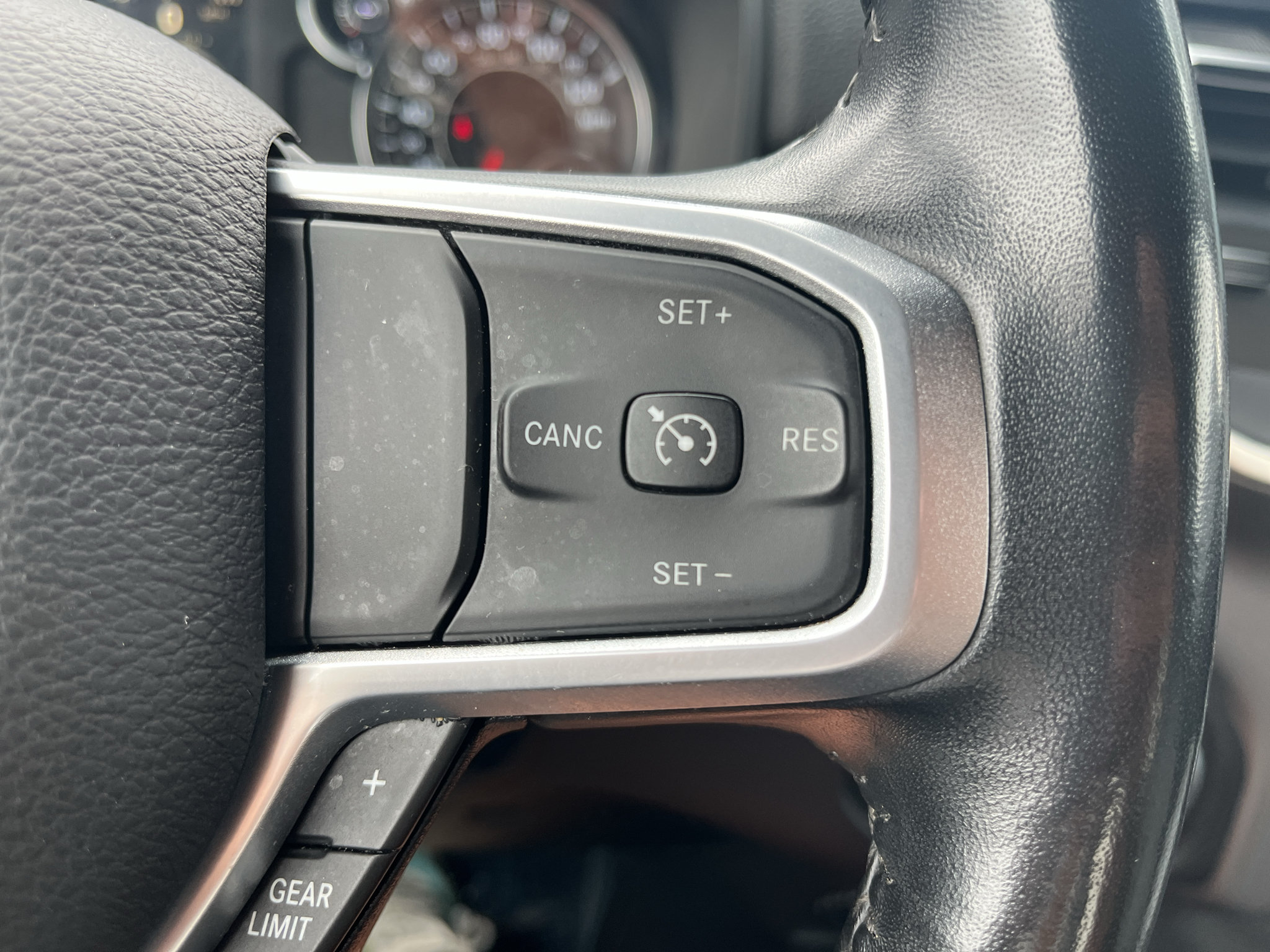 Used 2024 RAM 2500 Big Horn AWD/4WD image 23