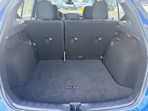 Certified 2024 Nissan Kicks SV image 9