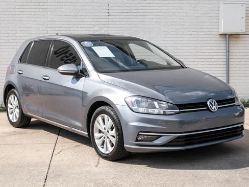 Used 2019 Volkswagen Golf SE FWD image 6