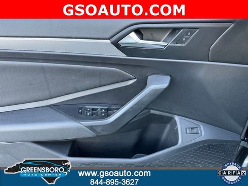 Used 2019 Volkswagen Jetta SE image 14