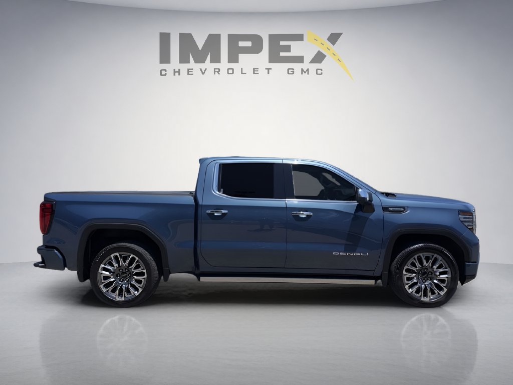 Used 2025 GMC Sierra 1500 Denali Ultimate AWD/4WD image 5