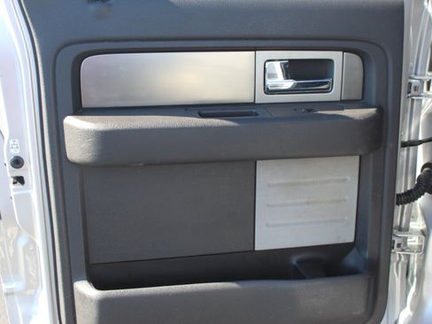 Used 2014 Ford F150 Raptor w/ Equipment Group 801A Luxury image 28