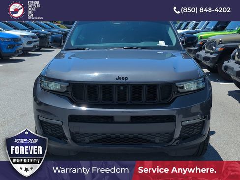 Used 2023 Jeep Grand Cherokee L Limited w/ Luxury Tech Group II RWD image 9