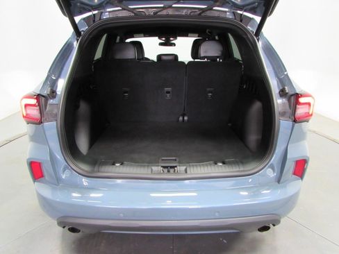 Certified 2023 Ford Escape ST-Line w/ Tech Pack #1 AWD/4WD image 11