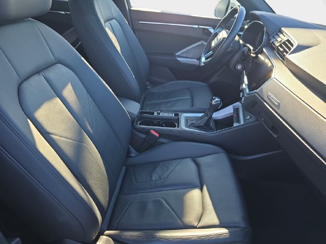 Used 2022 Audi Q3 2.0T Premium AWD/4WD image 12
