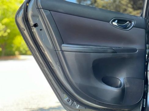 Used 2019 Nissan Sentra S FWD image 14
