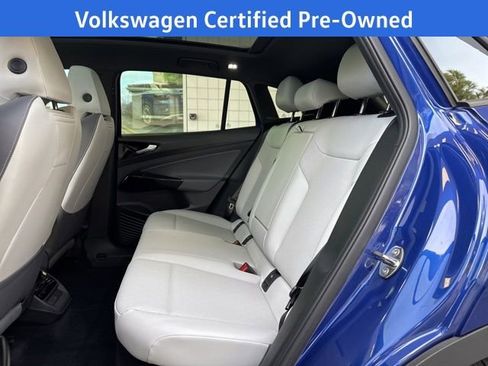 Certified 2022 Volkswagen ID.4 Pro S w/ Gradient Package image 19