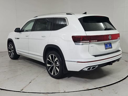 New 2026 Volkswagen Atlas SEL Premium R-Line AWD/4WD image 4