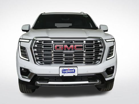 New 2026 GMC Yukon XL Denali w/ Denali Reserve Package AWD/4WD image 6