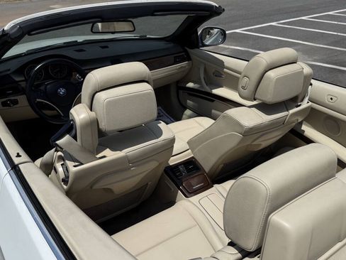 Used 2013 BMW 328i Convertible RWD image 11