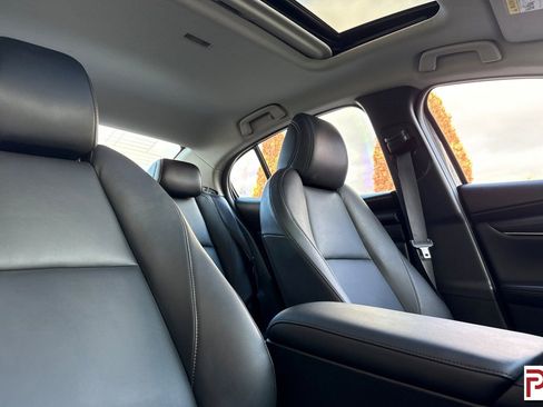 Used 2023 MAZDA MAZDA3 s image 19