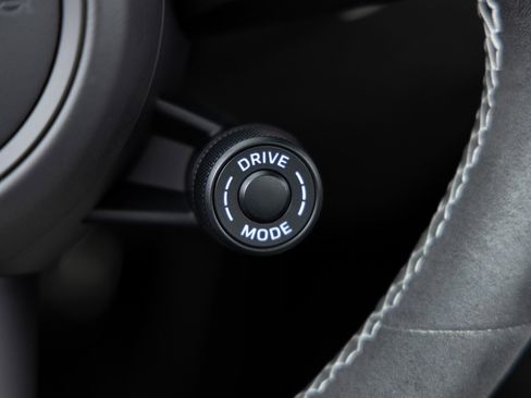 Certified 2024 Porsche 911 GT3 image 15