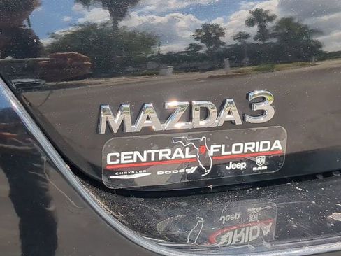 Used 2021 MAZDA MAZDA3 s FWD image 13
