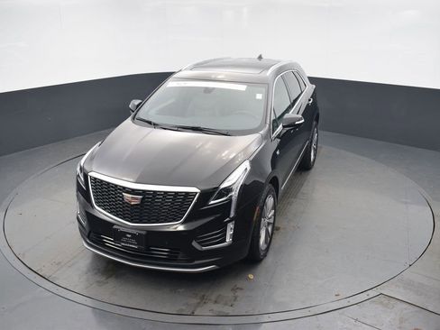 Certified 2025 Cadillac XT5 Premium Luxury image 39
