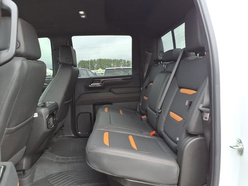 Used 2025 GMC Sierra 2500 AT4 w/ Technology Package image 22