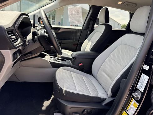 Used 2024 Ford Escape Active AWD/4WD image 10