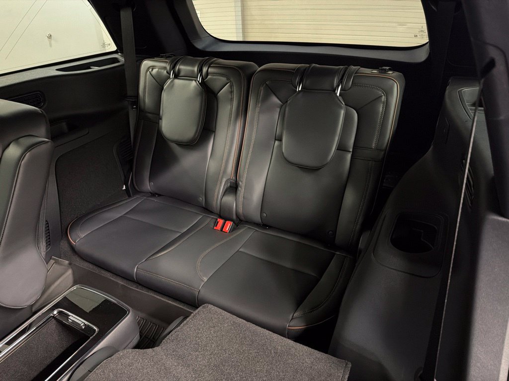 New 2026 Lincoln Aviator Black Label w/ Jet Appearance Package AWD/4WD image 34