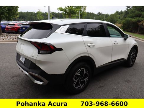 Used 2023 Kia Sportage LX image 7