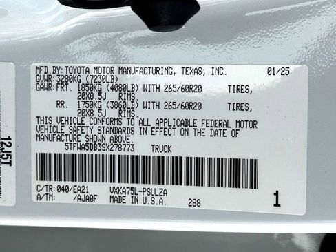 New 2025 Toyota Tundra Limited AWD/4WD image 25