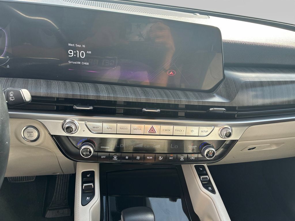 Used 2023 Kia Telluride EX w/ EX Captain's Chair Package FWD image 14