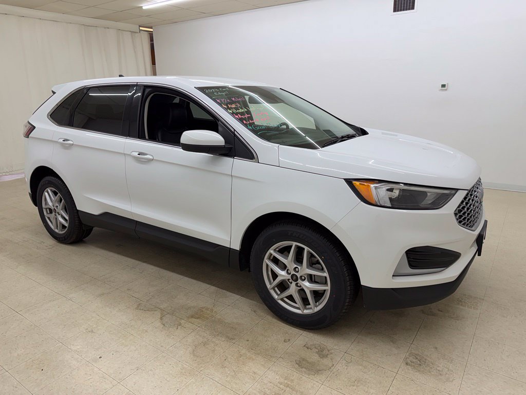 Used 2023 Ford Edge SEL AWD/4WD image 7
