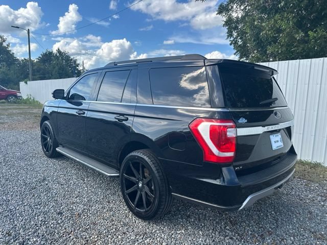 Used 2018 Ford Expedition XLT w/ Equipment Group 202A RWD image 3
