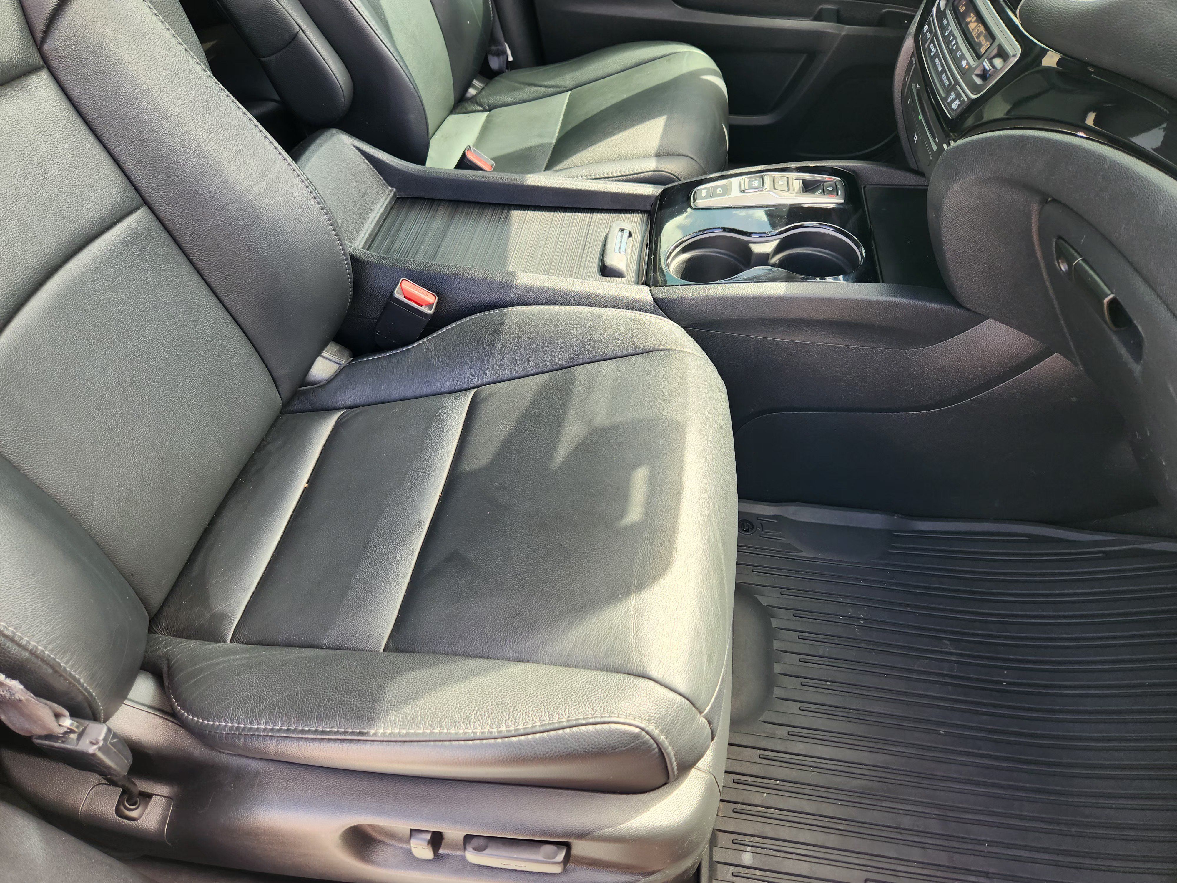 Used 2021 Honda Pilot Touring image 15