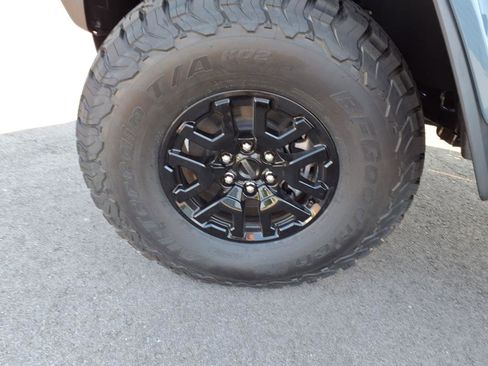 New 2025 Ford Bronco Raptor image 9