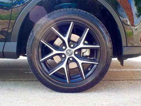 Used 2017 Toyota RAV4 SE w/ Power Extra Value Package image 53