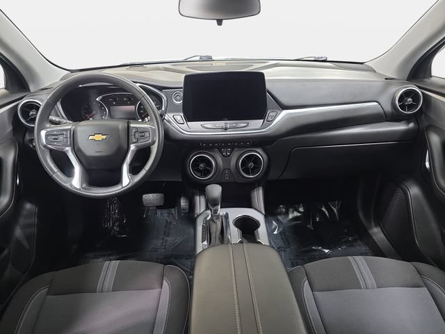 Used 2023 Chevrolet Blazer LT w/ LPO, Black Sport Package FWD image 10