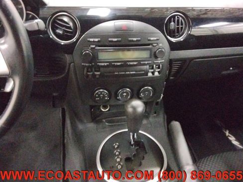 Used 2006 MAZDA MX-5 Miata Touring image 12