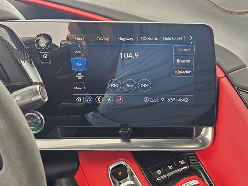 Used 2023 Chevrolet Corvette Stingray Preferred Cpe w/ Z51 Performance Package image 22