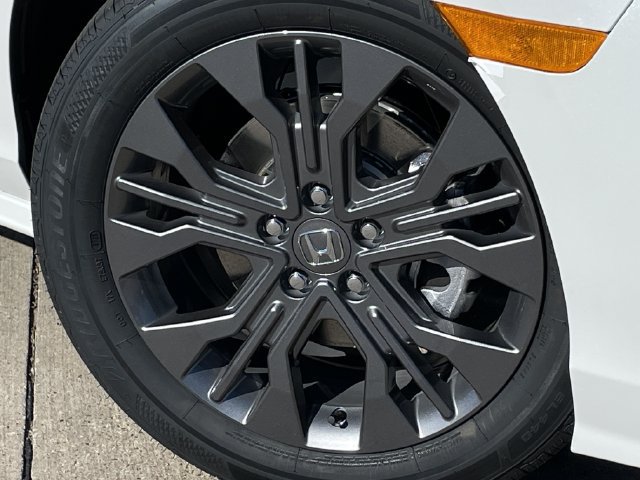 New 2027 Honda Odyssey Touring image 9