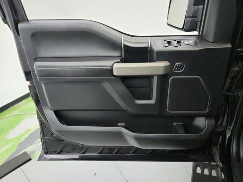 Used 2018 Ford F150 Raptor w/ Equipment Group 802A Luxury image 23