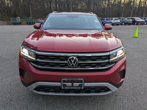 Certified 2021 Volkswagen Atlas Cross Sport SEL image 9