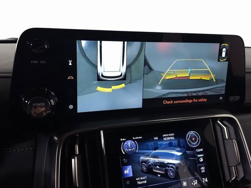 Used 2025 Lexus LX 700h F Sport image 31