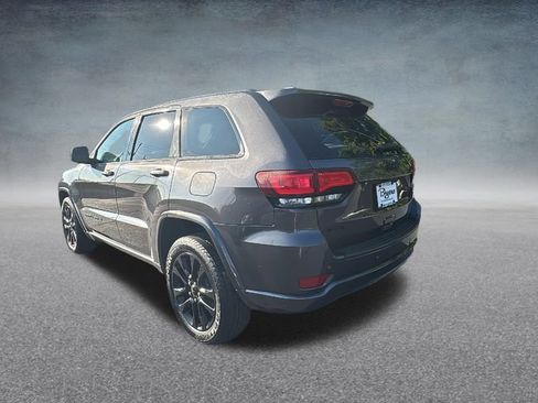 Used 2019 Jeep Grand Cherokee Altitude AWD/4WD image 25
