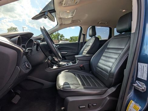 Used 2018 Ford Escape Titanium AWD/4WD image 13