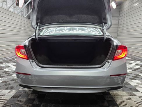 Used 2020 Honda Accord LX image 34