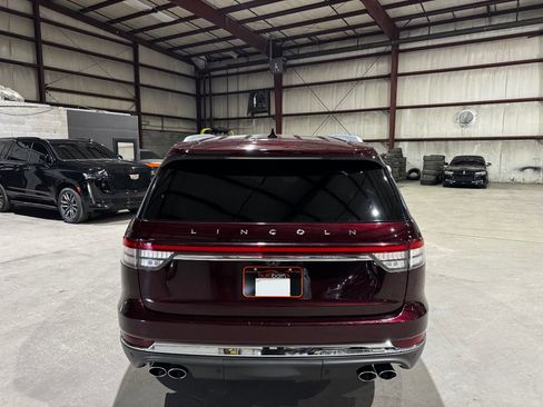 Used 2020 Lincoln Aviator Reserve w/ Equipment Group 202A image 5