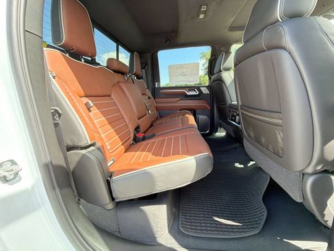 New 2026 GMC Sierra 2500 Denali Ultimate AWD/4WD image 15
