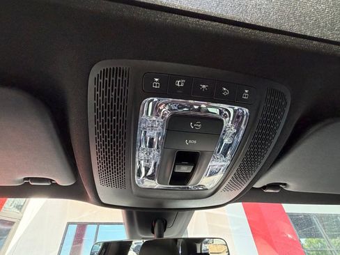 Used 2022 Mercedes-Benz GLB 250 image 25